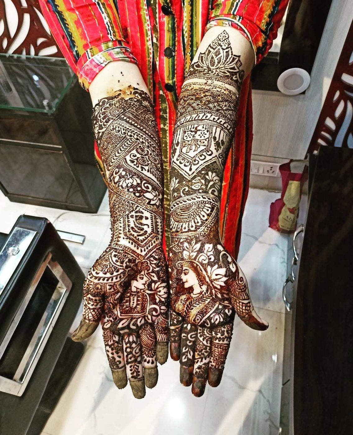 Bridal mehendi design by DIVA Ladies Beauty Salon